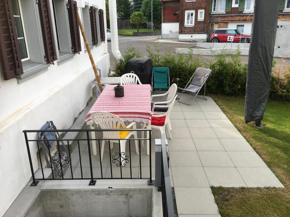 No Such Thing Bed & Breakfast Schwyz Bagian luar foto