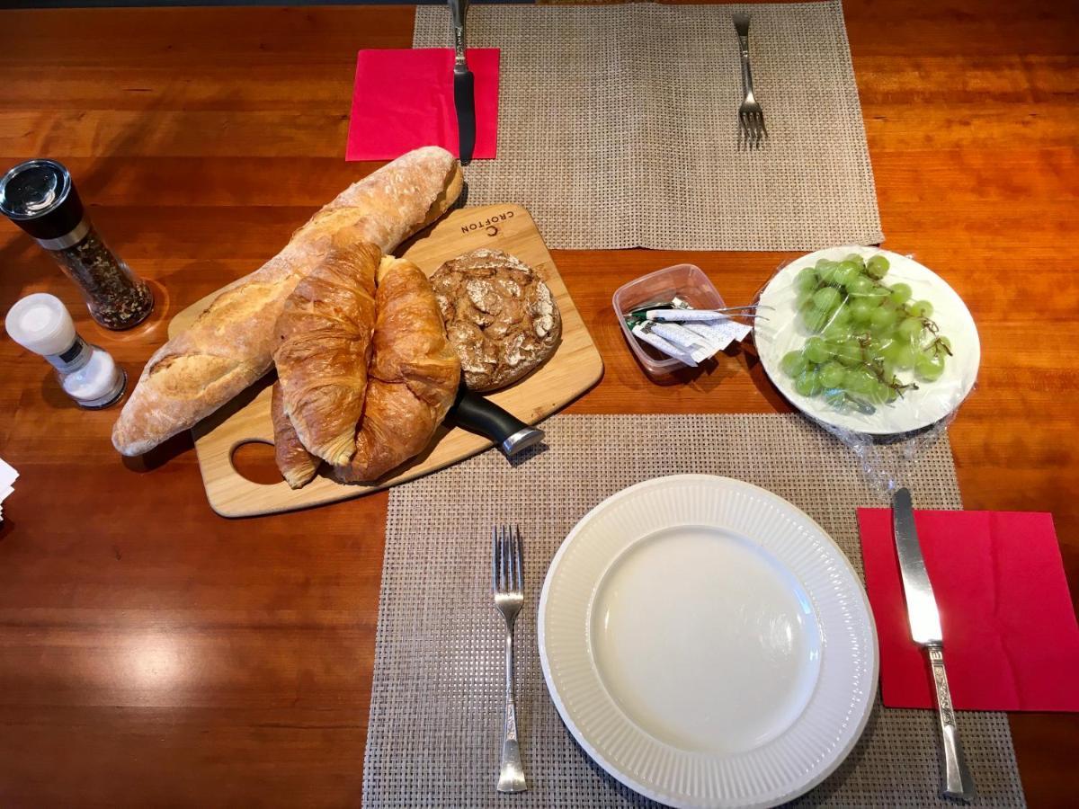 No Such Thing Bed & Breakfast Schwyz Bagian luar foto