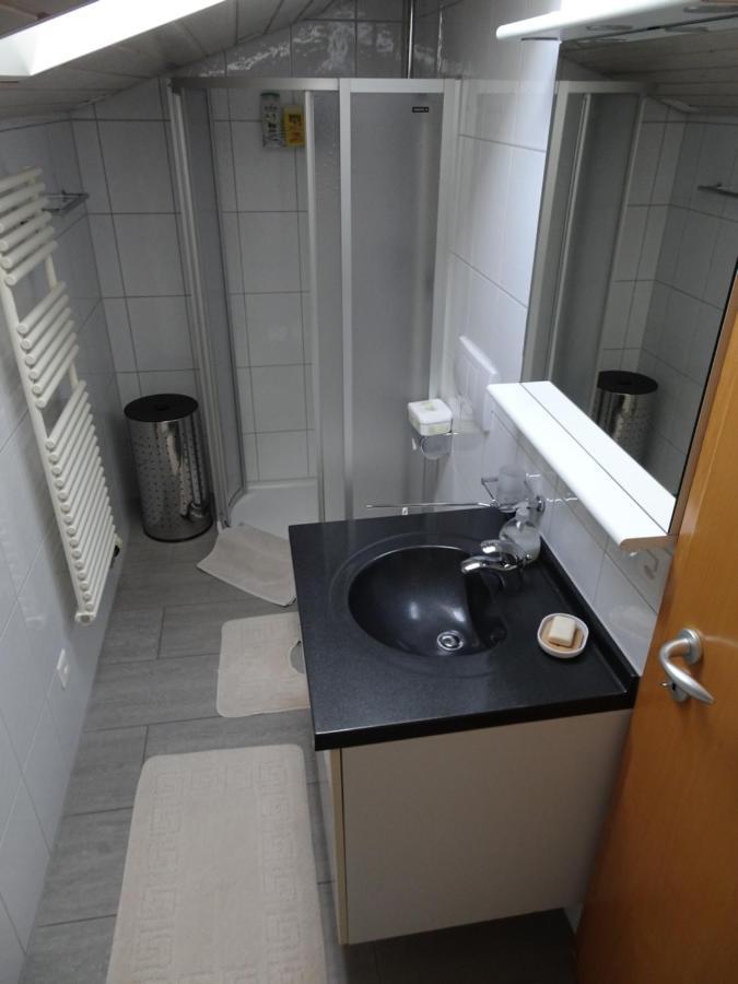 No Such Thing Bed & Breakfast Schwyz Bagian luar foto