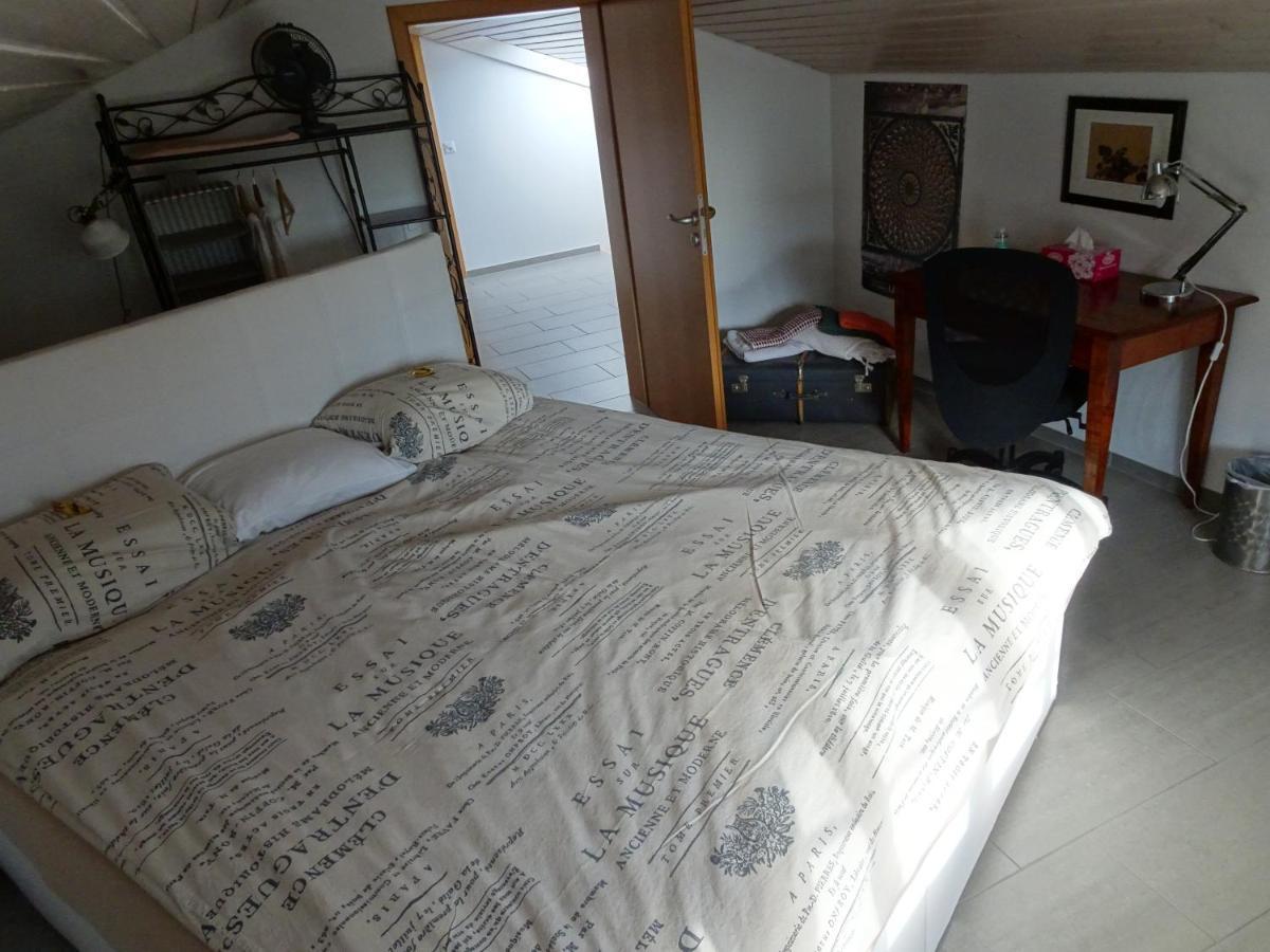 No Such Thing Bed & Breakfast Schwyz Bagian luar foto